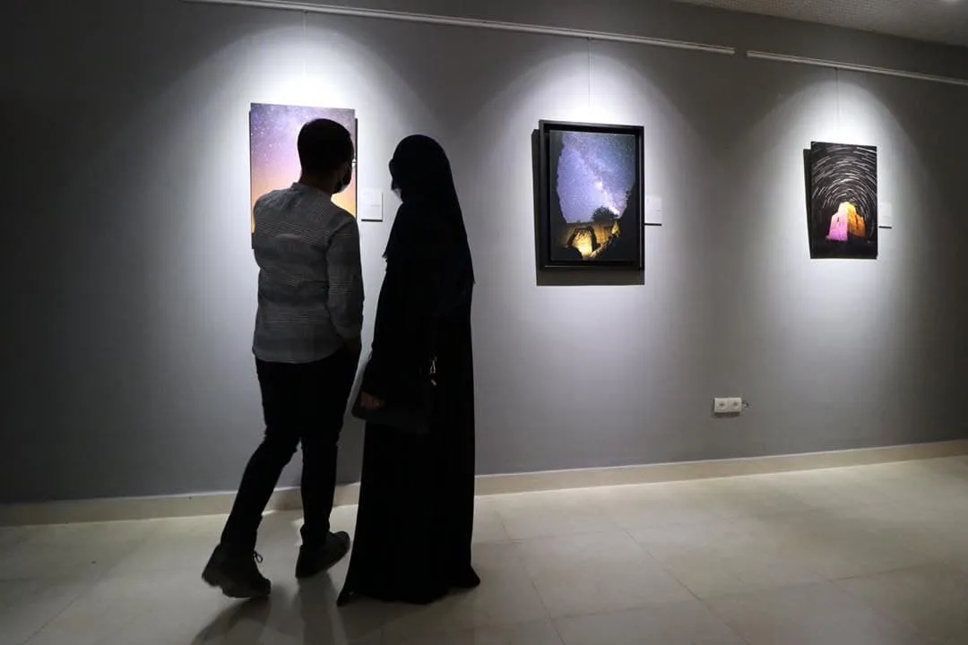 نگارخانه &laquo;اٌ&raquo; 
هادی افشار