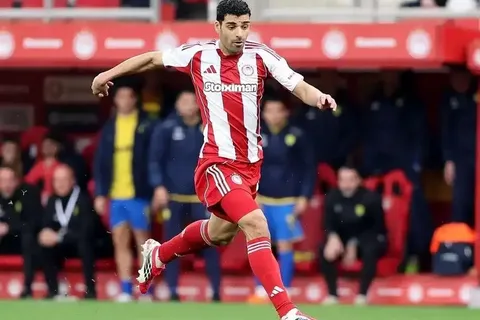 مهدی طارمی به پرسپولیس برمی‌گردد؟ پشت‌پرده یک شایعه بزرگ