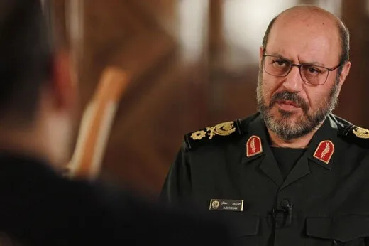 انتقاد روزنامه اصولگرا از حسین دهقان