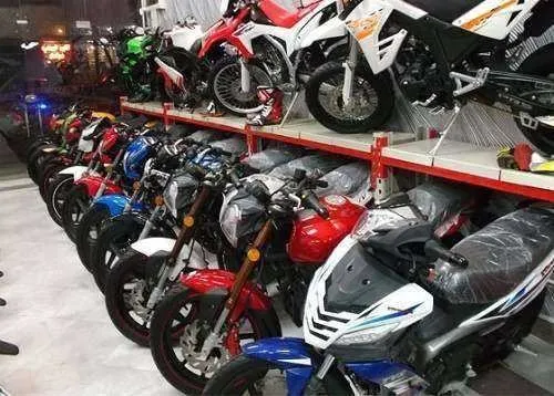 آقازاده ها به دنبال پول موتور برقی