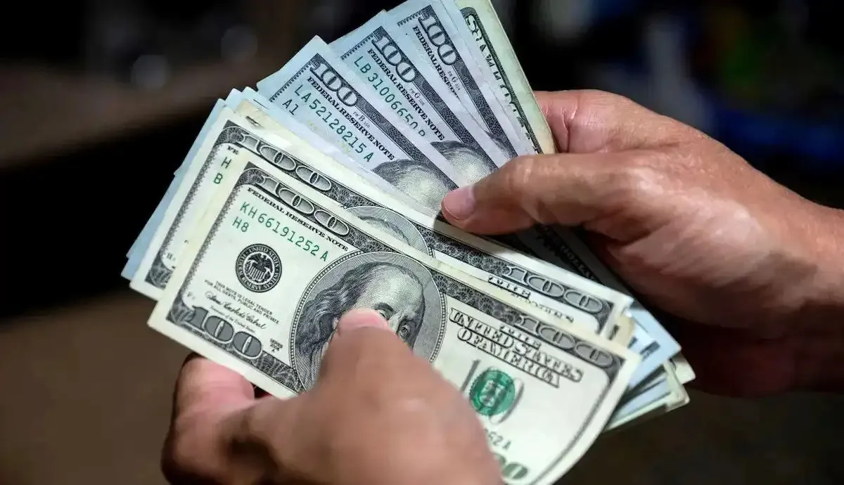 پیش‌بینی قیمت دلار فردا پنج‌شنبه ۱۹ مرداد ۱۴۰۲