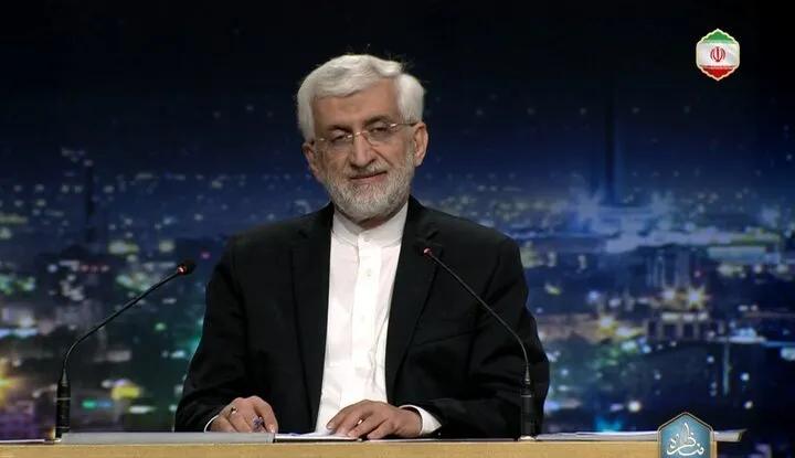 عکس/سوتی عجیب در بنر تبلیغاتی جلیلی همه را متعجب کرد!