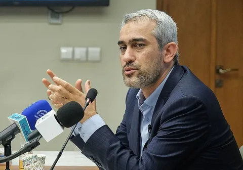 فیلم/ دست فرمان مدنی زاده برای نظام مالیاتی