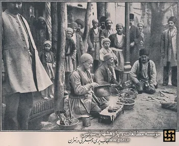 عکس / یک سفرۀ ناهار اعیانی در دوران احمدشاه