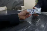 ۳ راهکار مهم برای کنترل قیمت دلار؛ چگونه نوسانات بازار ارز مهار می‌شود؟