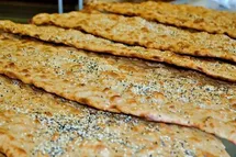 شوک به بازار نان /  یارانه نقدی جایگزین آرد یارانه‌ای می‌شود؟
