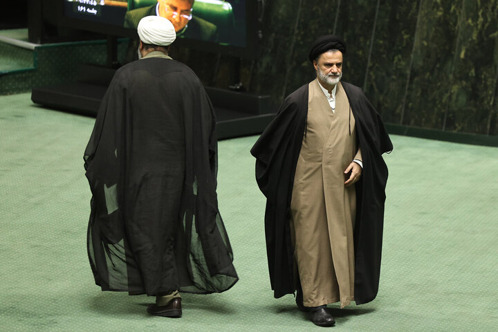محمود نبویان