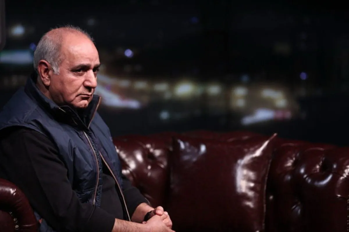 پرستویی به خاطر «آذر» در حال فحش خوردن است + عکس