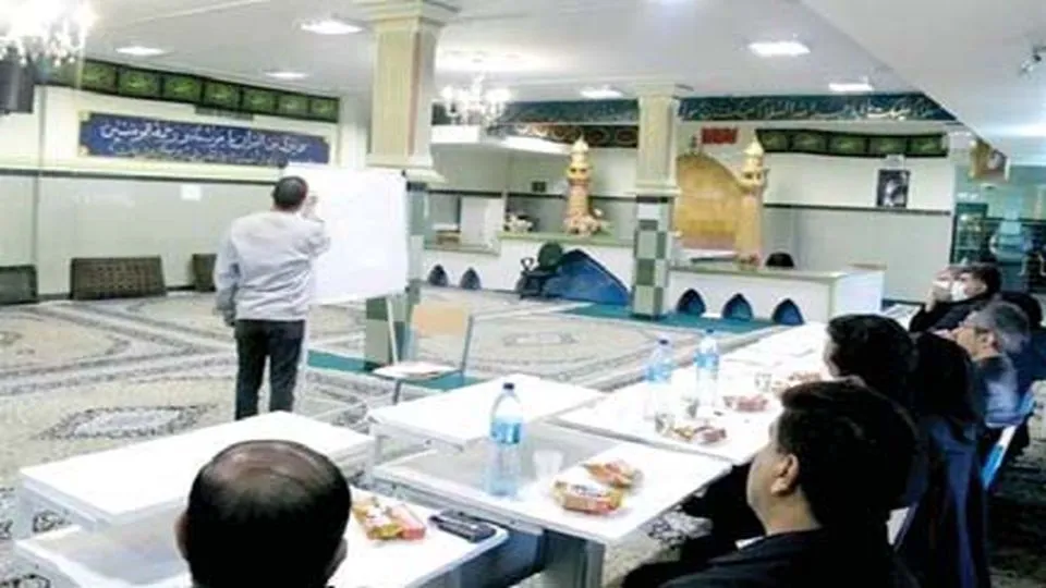 دفاع از تز دکتری در زندان
