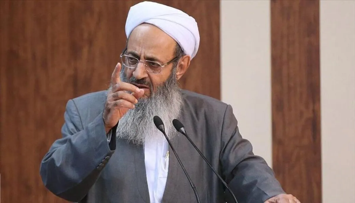 فیلم/ مولوی عبدالحمید: علی کریمی عقل ندارد!