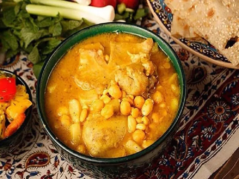 طرز تهیه آبگوشت قنبید قمی (آبگوشت کلم قمری) به روش اصیل قمی