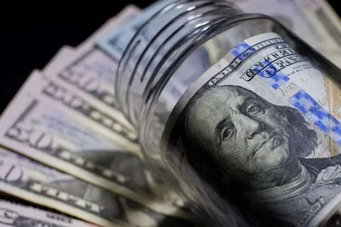 قیمت دلار ۲۵۰ هزار تومان می‌شود؟/ پیش‌بینی جدید از آینده قیمت دلار