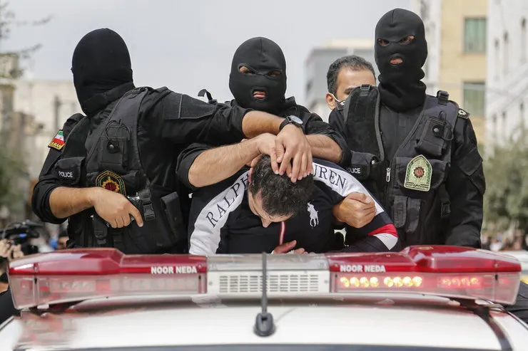 دستور ویژه رییس قوه‌قضاییه برای برخورد با بازپرس و مامورین تحقیرکننده اوباشان