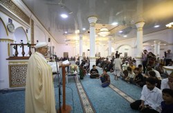 تأکید ائمه جمعه کیش بر وحدت و همدلی امت اسلامی تأکید ائمه جمعه کیش بر وحدت و همدلی امت اسلامی