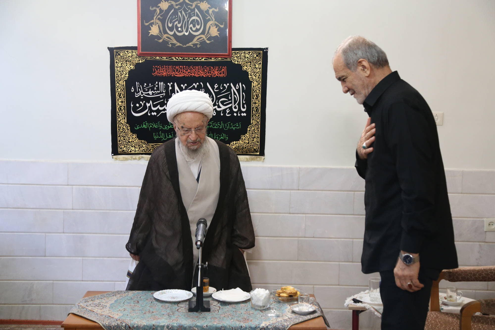 آیت الله مکارم شیرازی