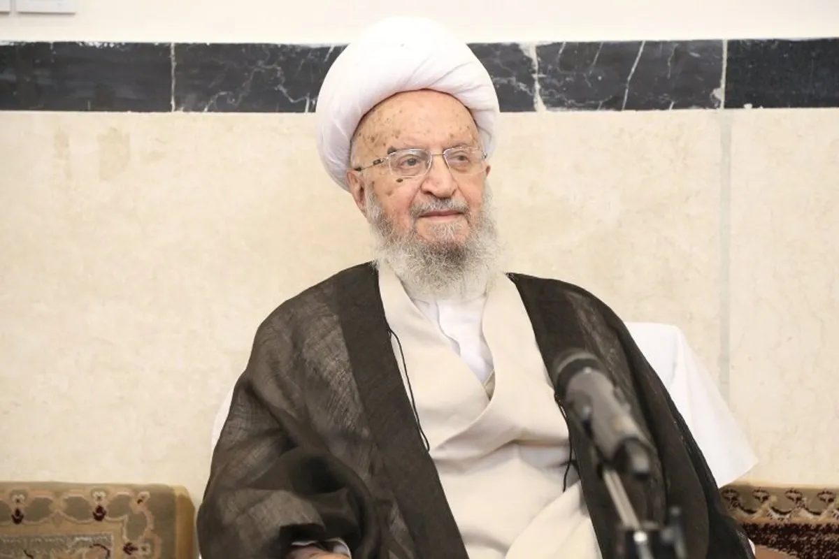نظر مکارم درباره جریمه نقدی بدحجابان