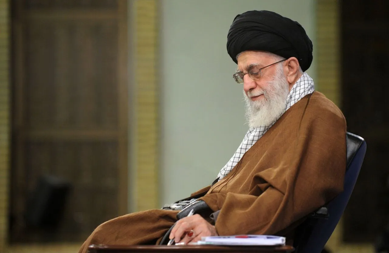 پیام تسلیت رهبر انقلاب اسلامی درپی جان‌باختن تعدادی از مردم در حادثه تلخ آتش سوزی