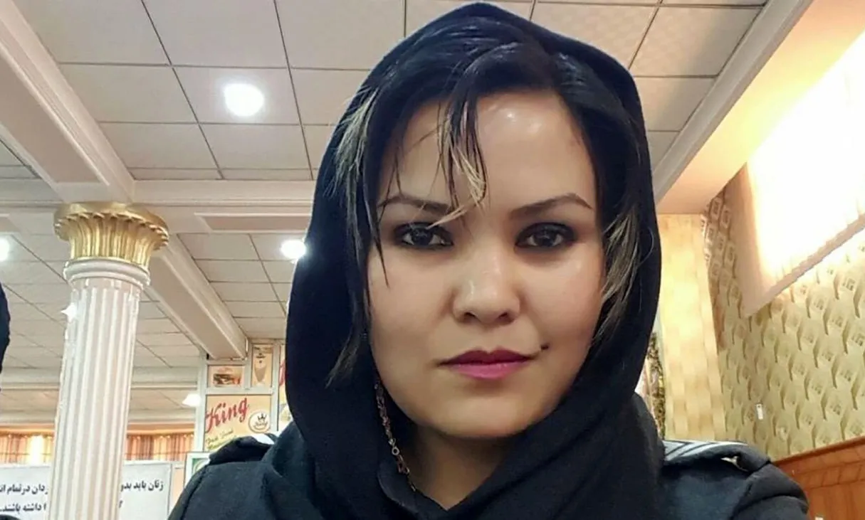 تجاوز به فاطمه احمدی توسط آقای رییس + عکس فاطمه