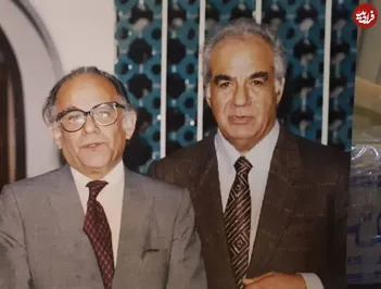 عکس یادگاری ناصر ملک مطیعی و فریدون مشیری در دهه ۷۰