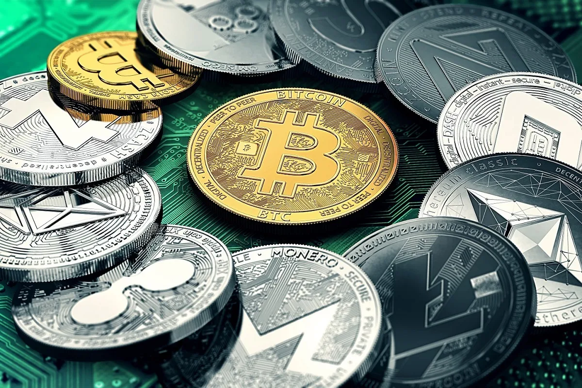 قیمت بیت کوین و ارز‌های دیجیتال امروز یکشنبه ۲۰ اردیبهشت ۱۴۰۵ + جدول