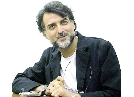 مجری باسابقه تلویزیون، سوگوار شد