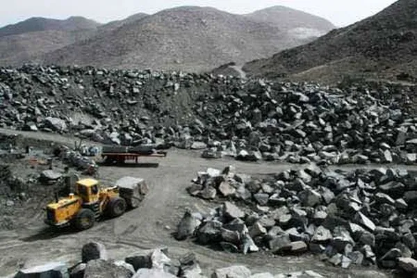 ابهام دیگر در واگذاری‌ها؛ چرا معادن دولتی واگذار نمی‌شود؟/ تردید از استقبال صاحبان ۵۵۰۰ معدن خصوصی برای ورود به بورس