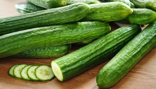 با فواید جالب خیار در زندگی آشنا شوید