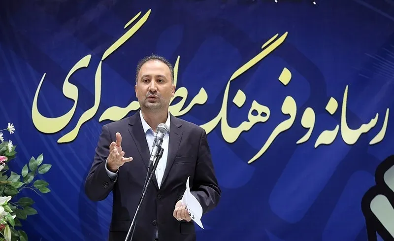 واکنش محمد دلاوری به شایعه پردازی‌های اخیر درباره خروج وی از کشور