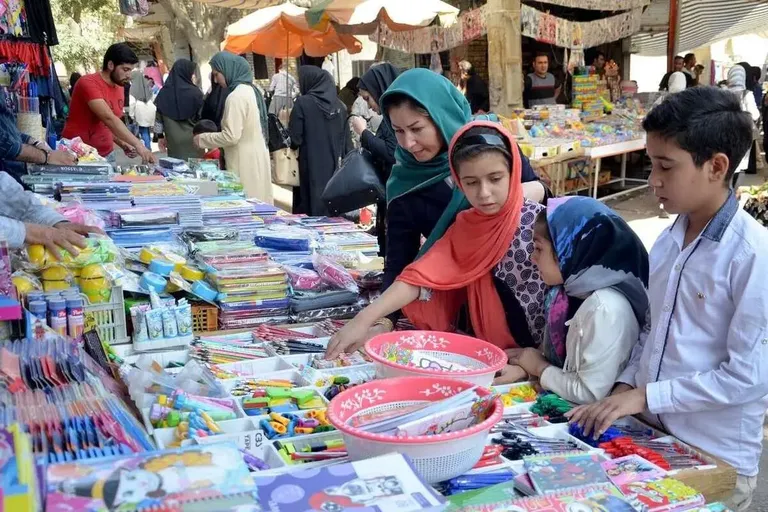 سال تحصیلی با جیب خالی/ هزینه نوشت‌ افزار دانش‌ آموزان به ۱۵ میلیون تومان رسید