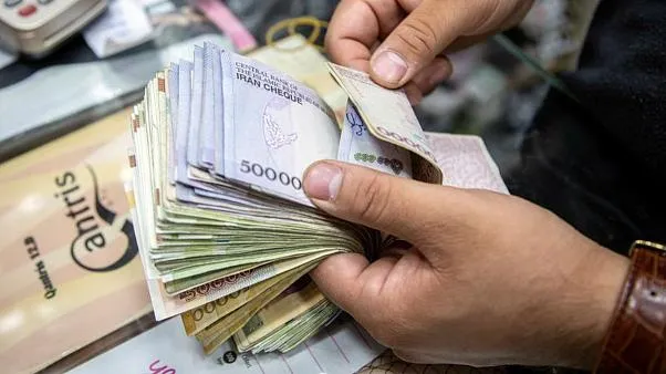 عملیات مهار نقدینگی