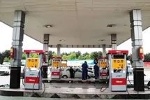 بنزین در محاصره تکذیب و کمبود