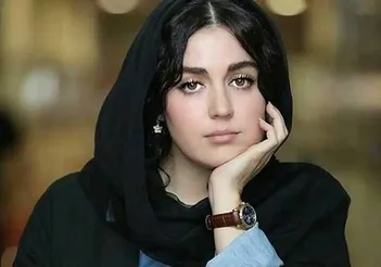 فیلم / توصیه جالب افسانه پاکرو درباره رضایت از خود و زندگی