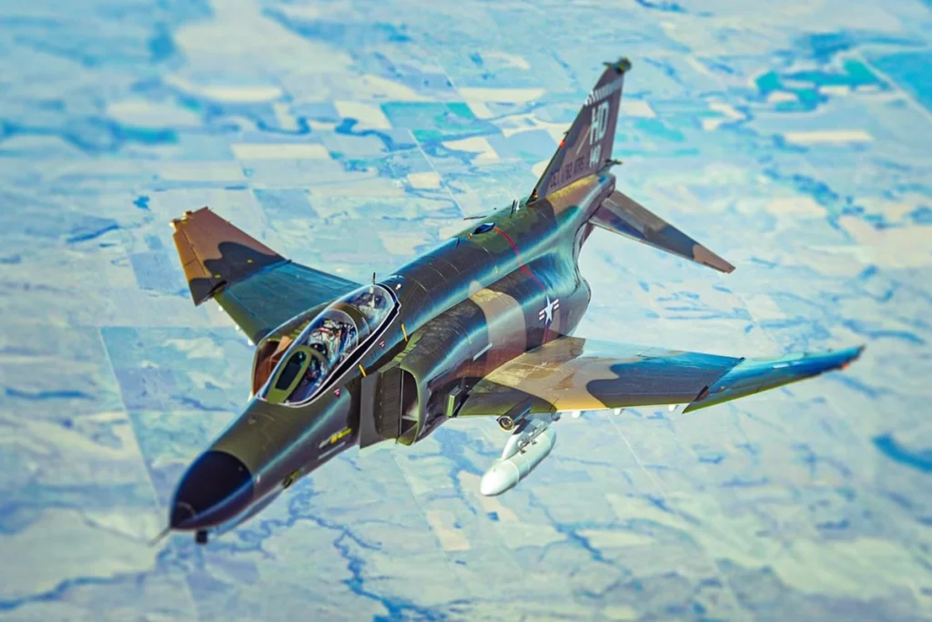چگونه F-۴ Phantom II هوانوردی دریایی را پیش از معرفی F-۱۴ و F-۱۸ تغییر داد؟ چگونه F-۴ Phantom II هوانوردی دریایی را پیش از معرفی F-۱۴ و F-۱۸ تغییر داد؟