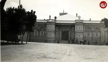عکس زیرخاکی از میدان بهارستان تهران؛ سال ۱۳۱۰ خورشیدی