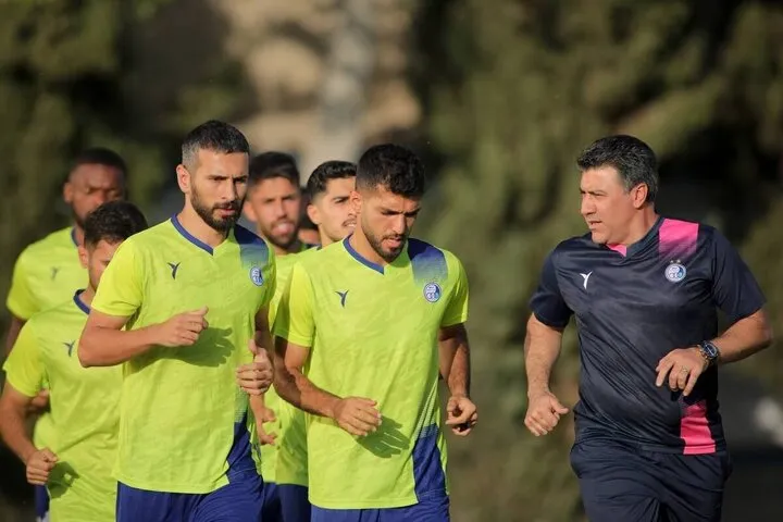 استقلال بچه سرراهی شده و پرسپولیس تک فرزند عزیزدُردانه