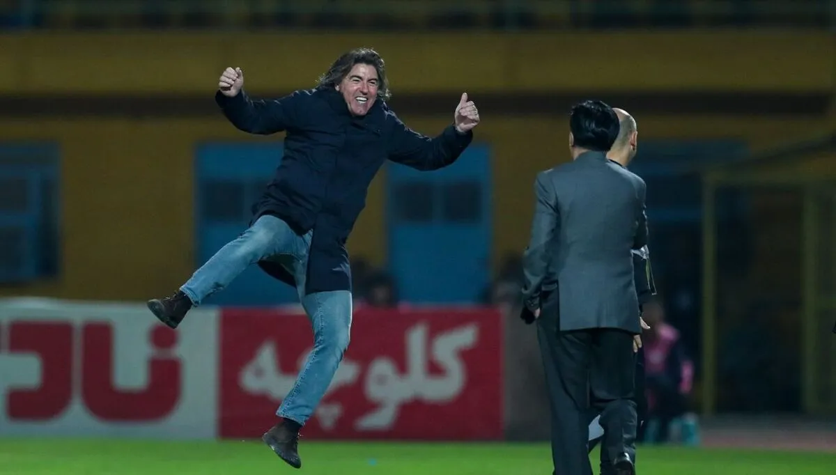 ساپینتو طلبکار هم شد