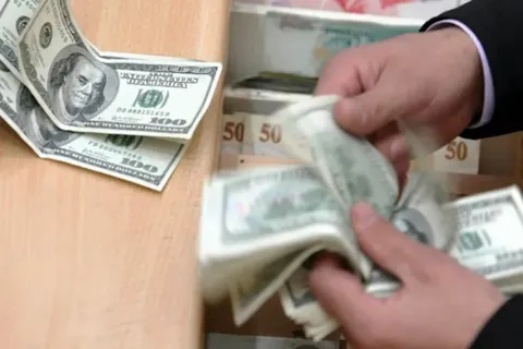 قیمت دلار بانک‌ها اعلام شد؛ نرخ جدید از سوی بانک مرکزی