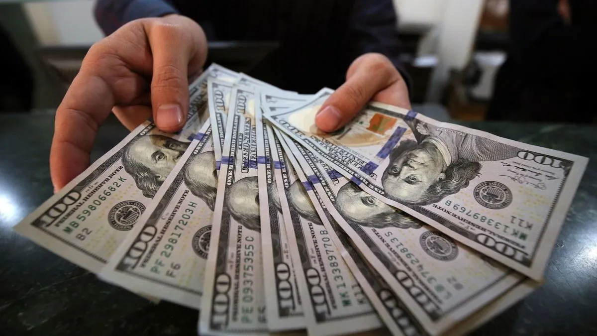 پیش بینی قیمت دلار فردا دوشنبه۱۴ اسفند ۱۴۰۲