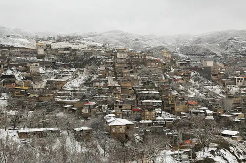 نخستین برف پاییزی در طرقبه