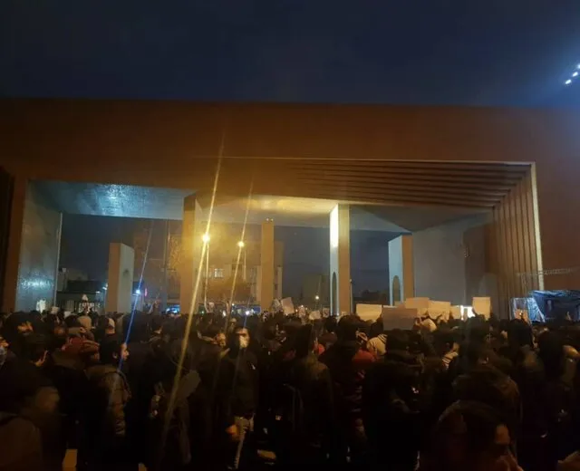 تجمع اعتراضی دانشجویان 