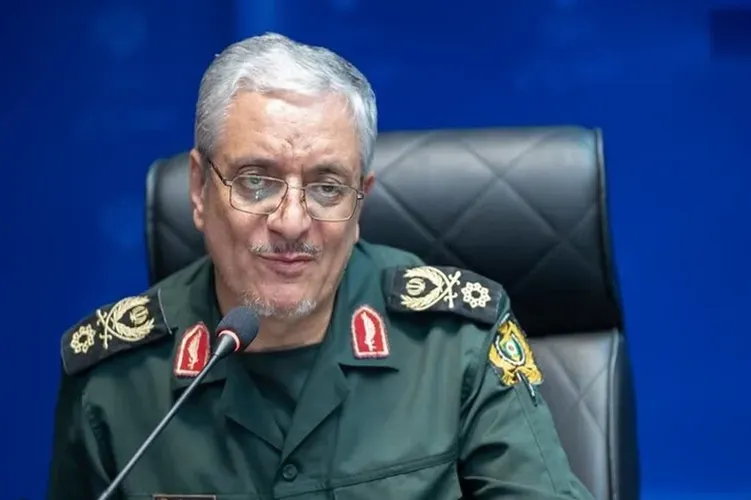 سردار طلایی‌نیک