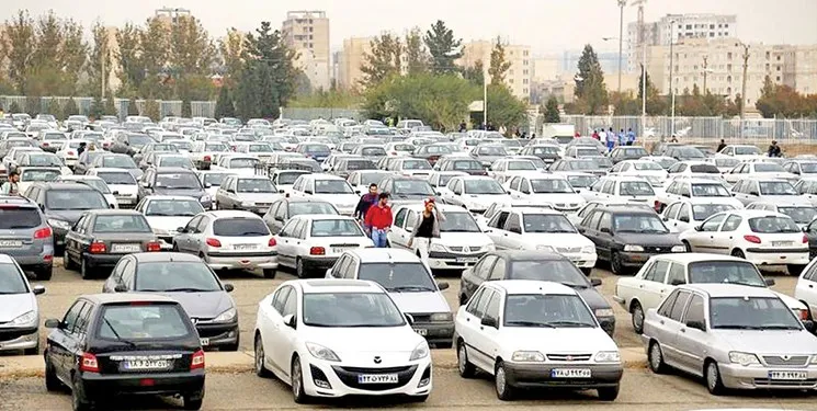 دو عامل گرانی خودرو‌های داخلی