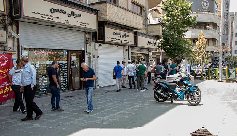 با رئیس جمهور شدن بایدن اثر روانی بازارها تخلیه خواهد شد/ بازی بایدن از پایان ترامپ شروع می‌شود نه اوباما