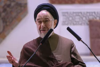 عکس / کیک تولد محمد خاتمی با یک متن تأمل برانگیز