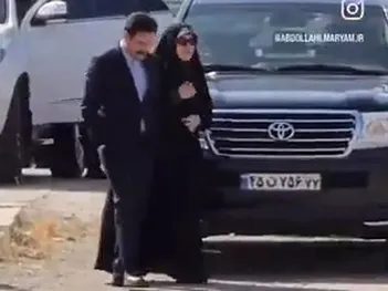 فیلم/لندکروز سواری معاون پزشکیان در سفر به مناطق محروم