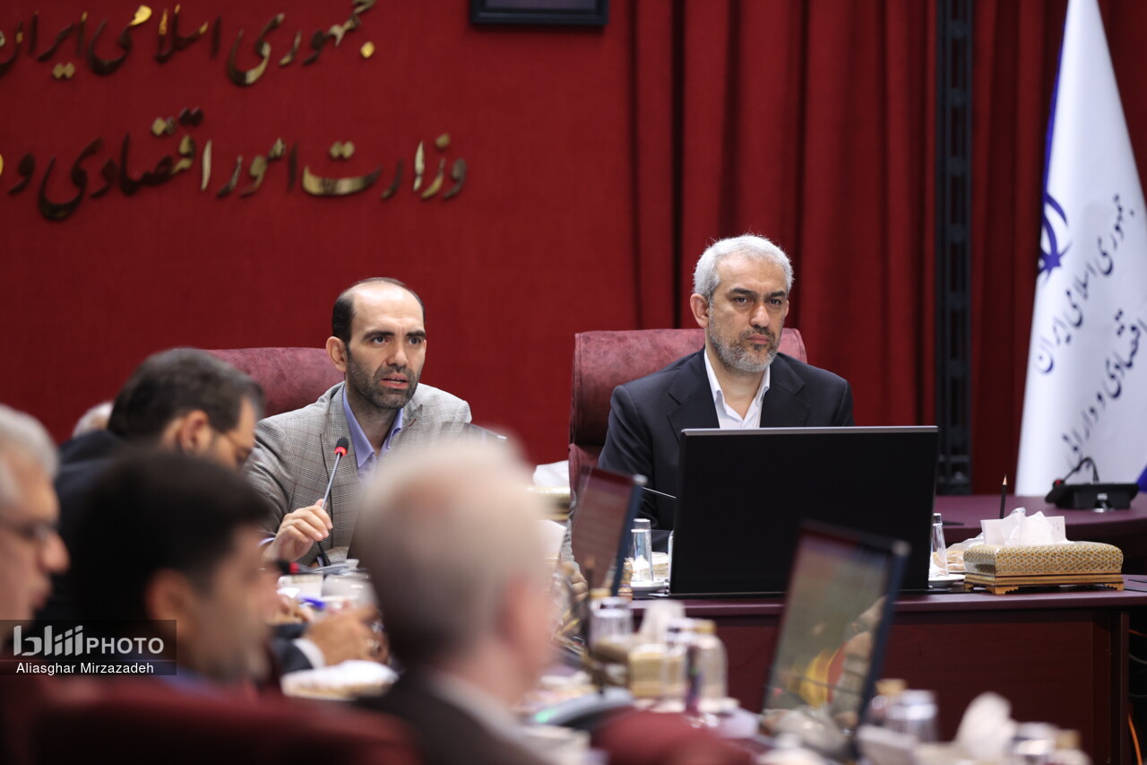 هشتاد و یکمین جلسه کمیسیون اقتصاد دولت برگزار شد هشتاد و یکمین جلسه کمیسیون اقتصاد دولت برگزار شد