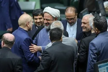 تک و پاتک رسایی و قالیباف در جلسه علنی