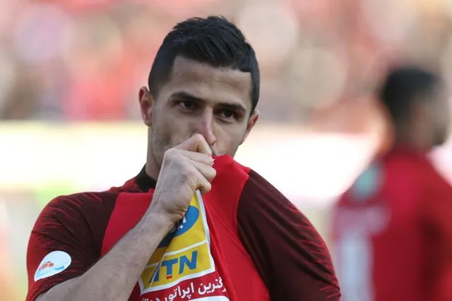 صحبت‌های علیپور درباره ماندنش در پرسپولیس بعد از جلسه با مسئولان باشگاه