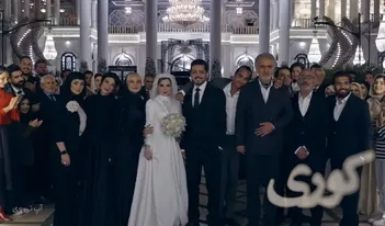 عکس یادگاری بازیگران سریال کوری در پشت‌صحنه