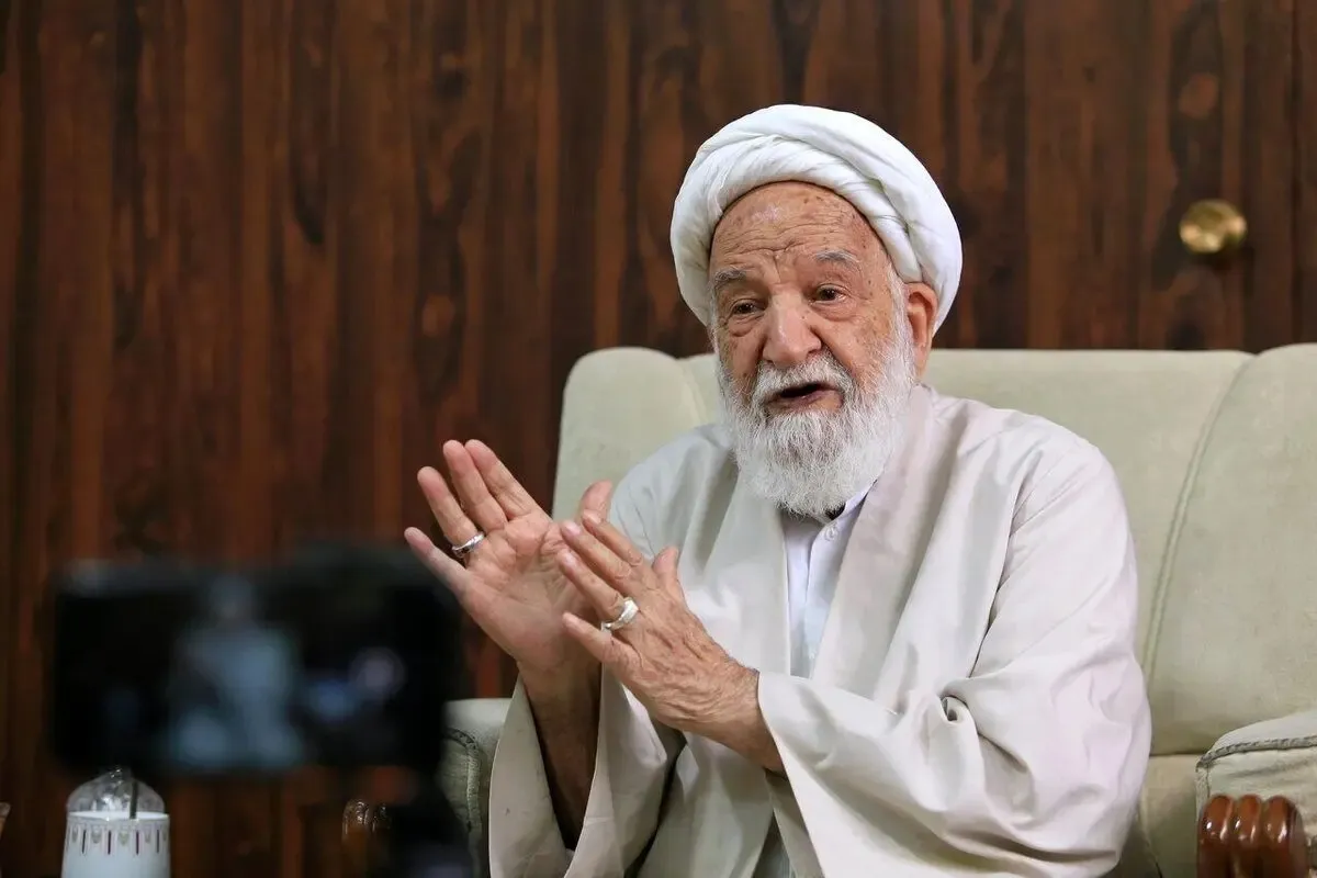 آیت‌الله مسعودی‌خمینی خطاب به تندروها: اگر جنگ خوب است، خودتان بروید بجنگید